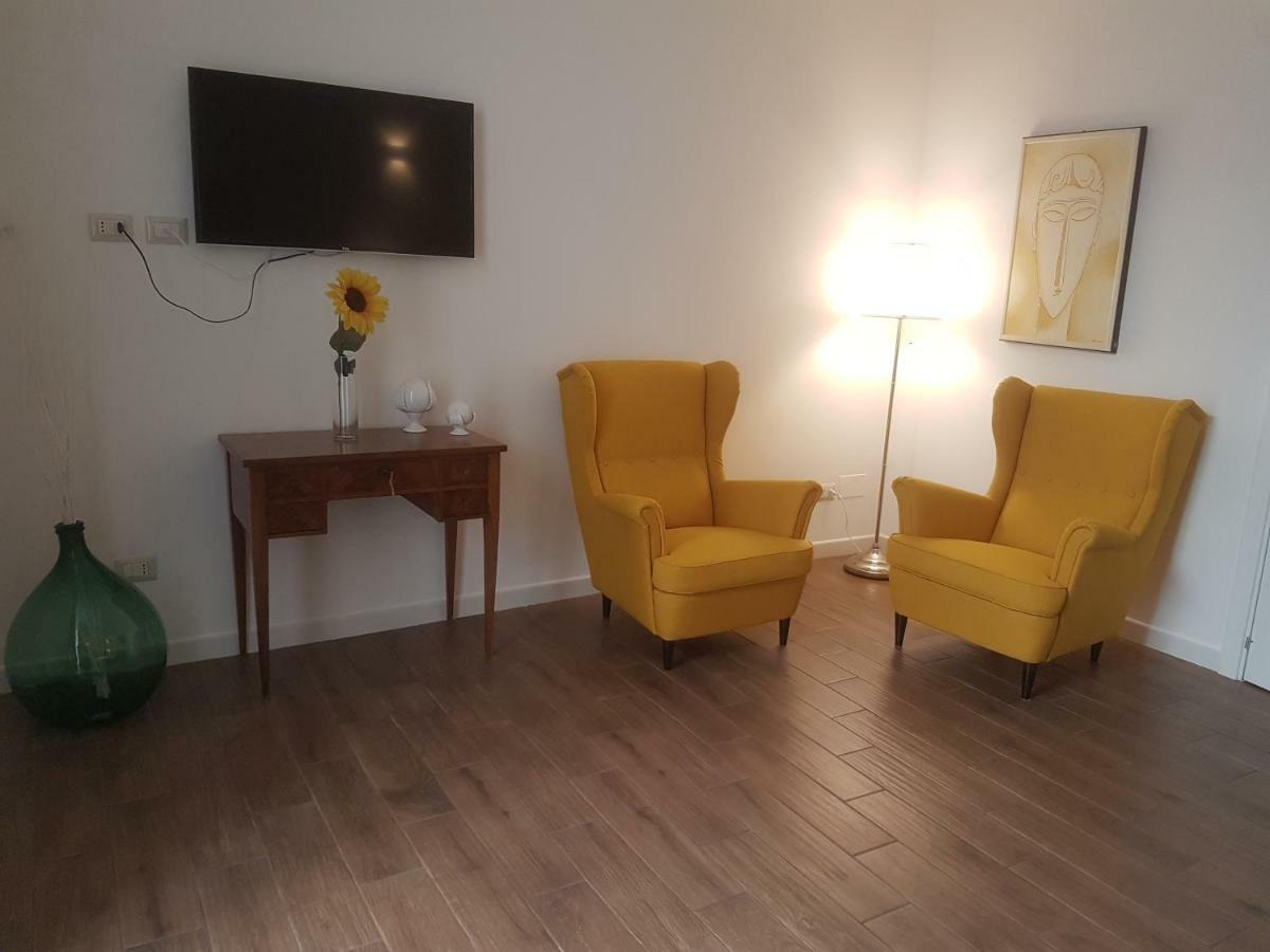 House Don Tonino Lägenhet Lecce Exteriör bild