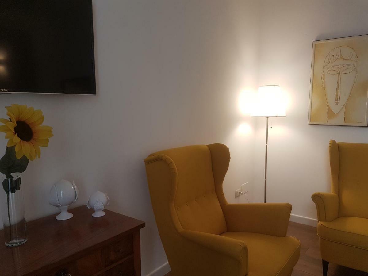House Don Tonino Lägenhet Lecce Exteriör bild